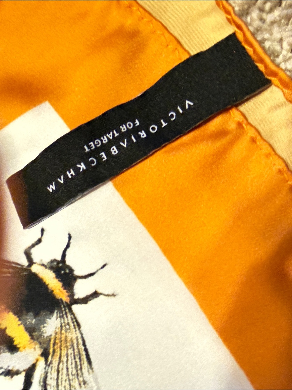 Victoria Beckham scarf - Picture 4 of 5
